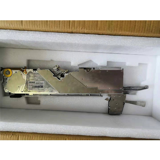 APC System Panasonic NPM FEEDER For SMT Pick And Place Machine Integrated Management